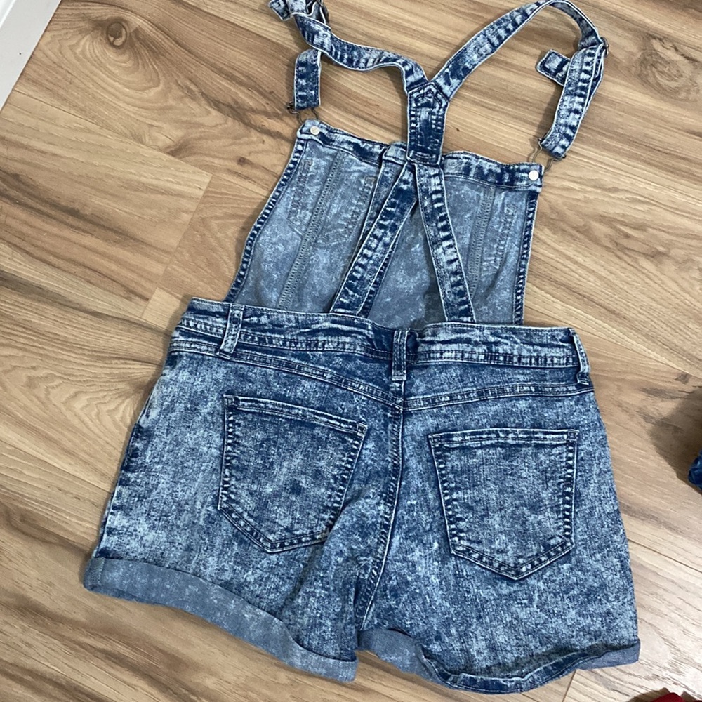 Small overalls - Picture 2 of 2